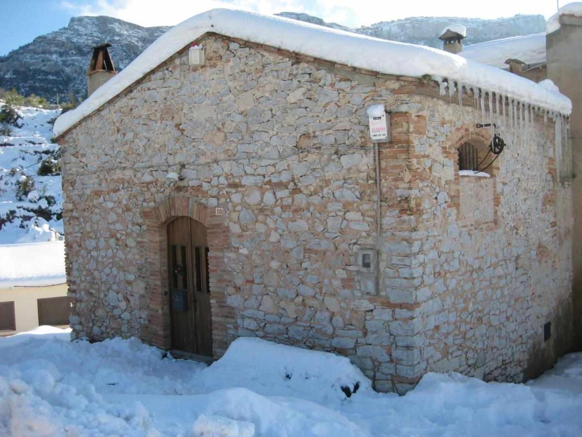 Casa Rural Lera Torre de Fontaubella Exterior photo